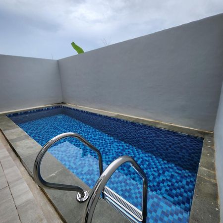 The Icon Central Batam 3 Bedroom Home Villa With Private Pool Екстер'єр фото